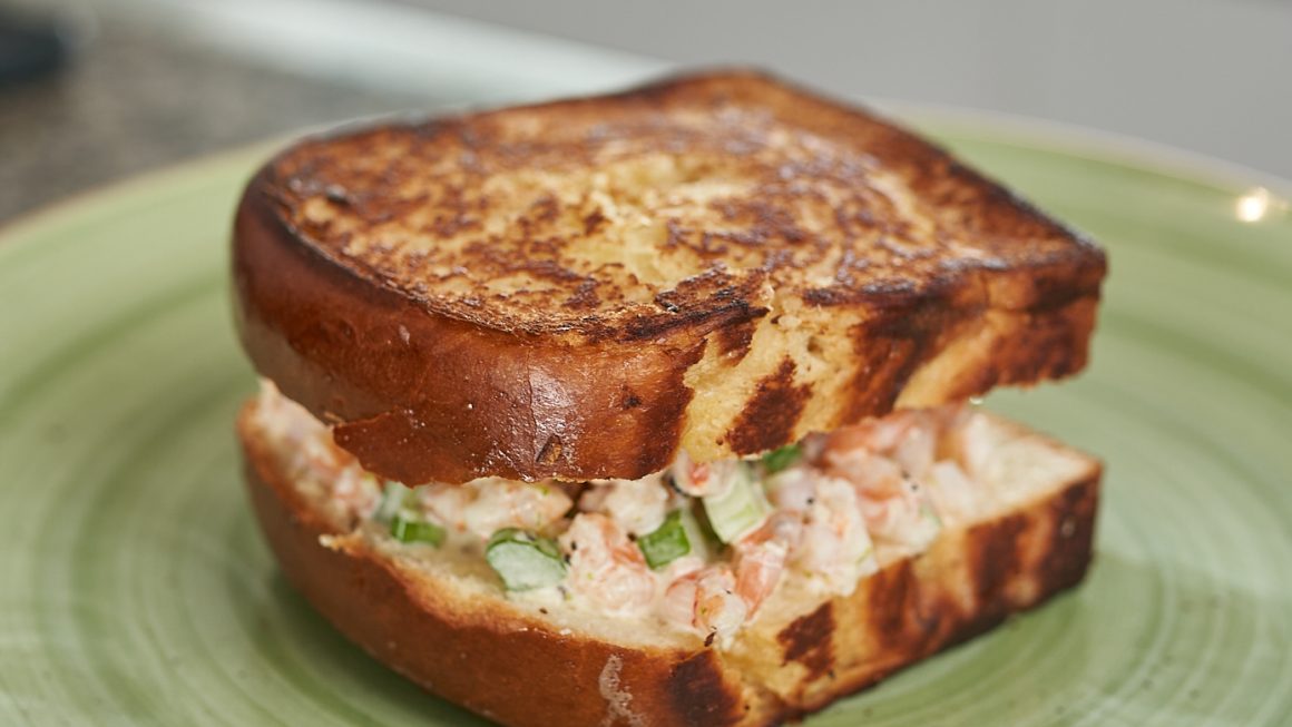 Shrimp Sandwich