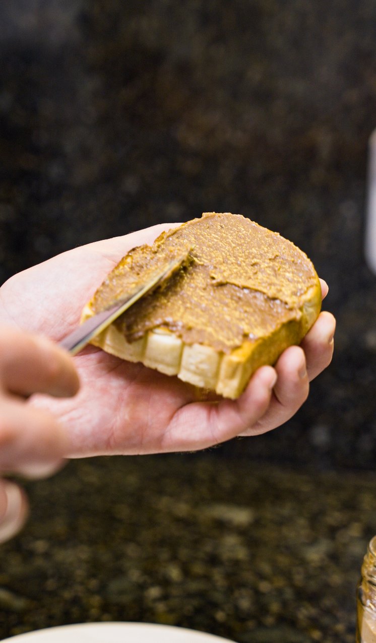 Tostada con Mantequilla de galletas